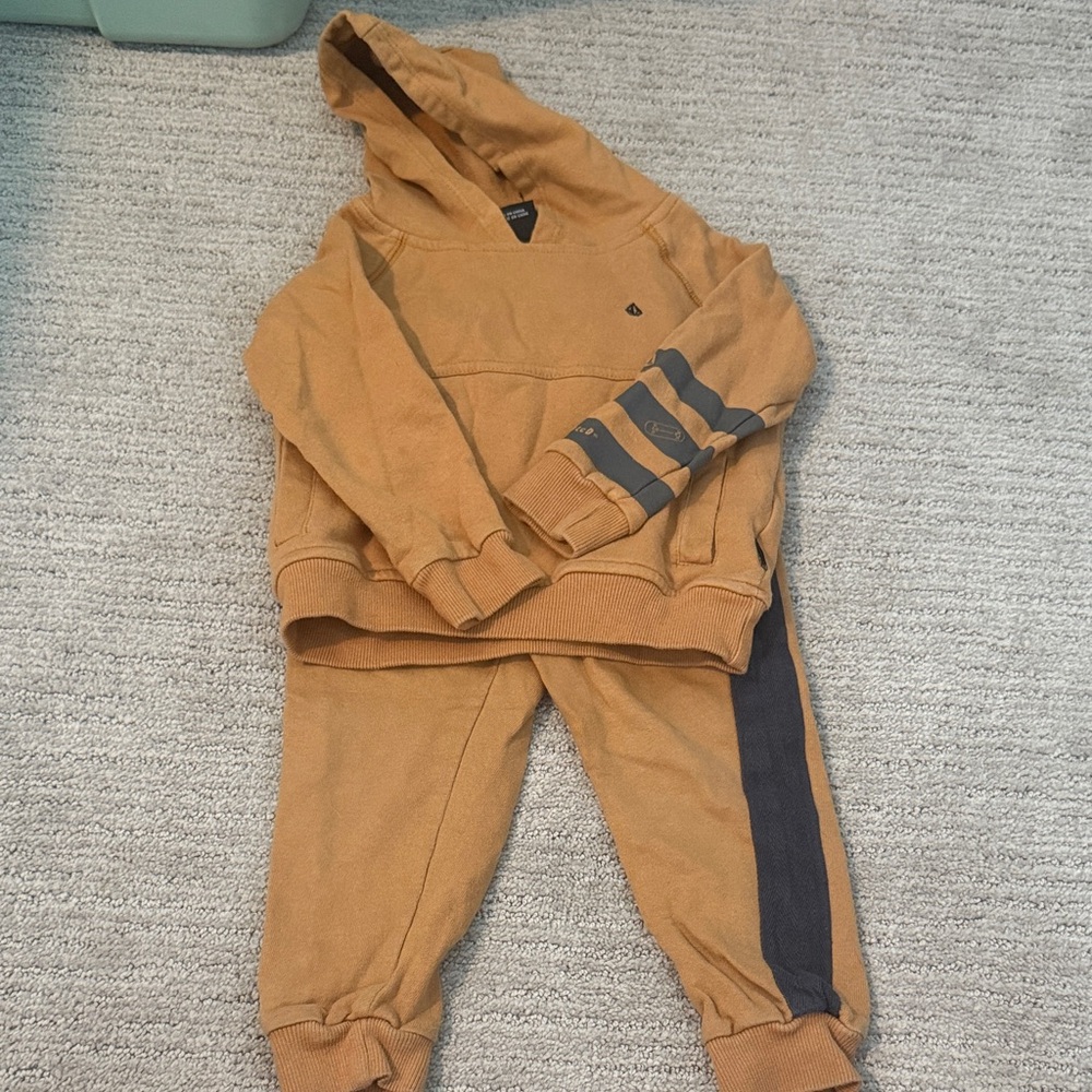 Volcom Kids Tan and Gray Sweatpants Set